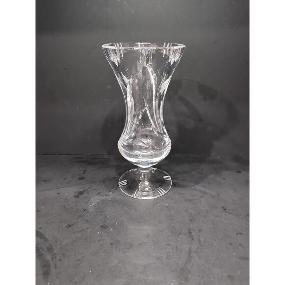 Floral Pattern Vintage Cut Crystal Footed Vase, Etched Decor,‎ Low Stem Vase - Picture 3 of 10